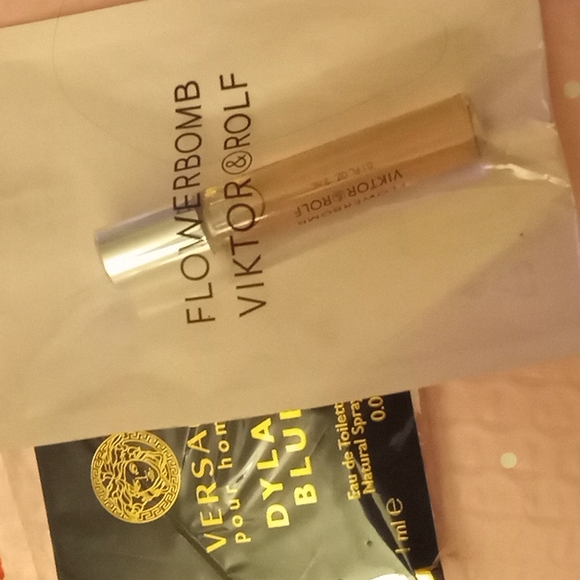 💣 Original Flower Bomb 3 ml Travel Spray  💣 - Picture 1 of 2